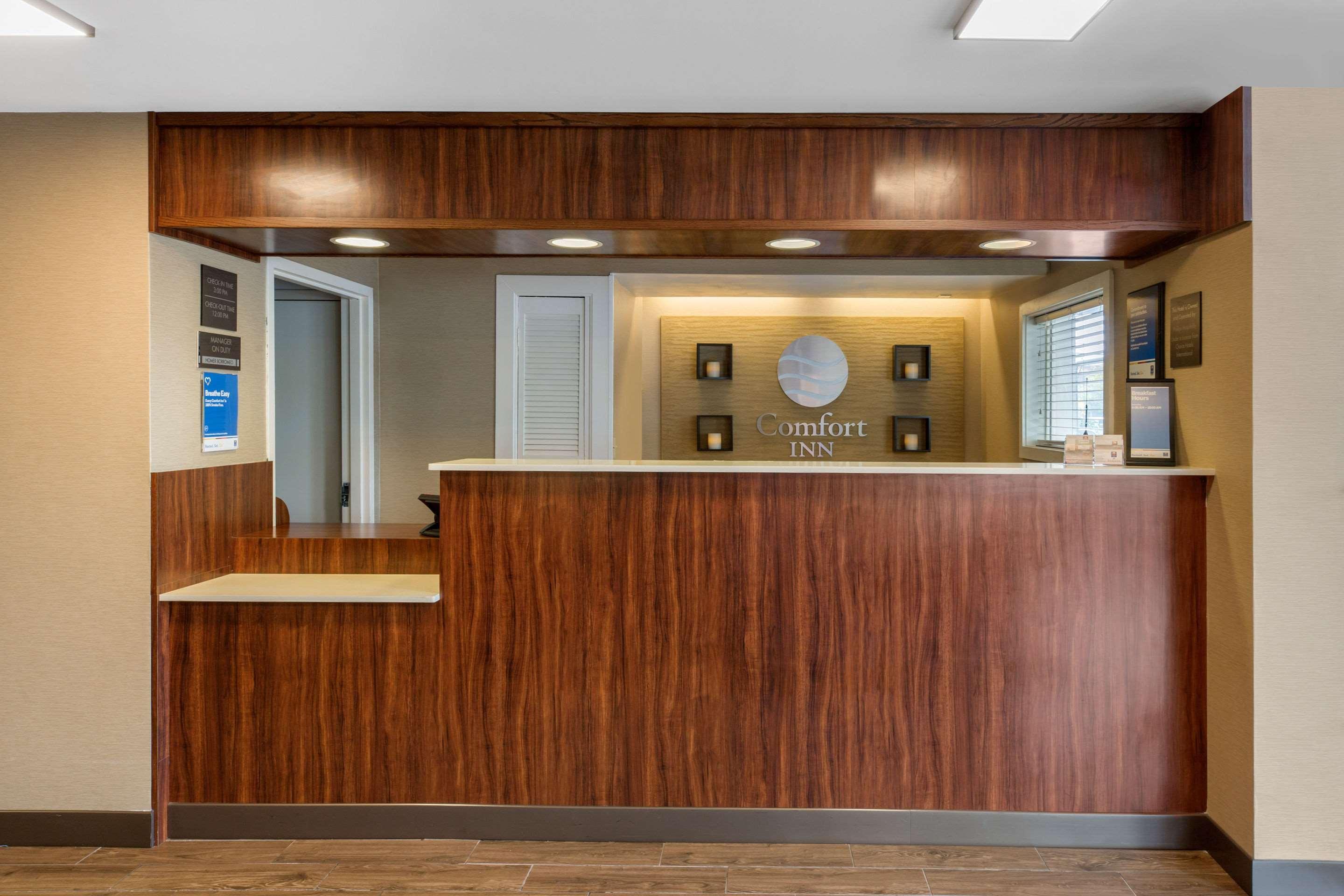 Comfort Inn Бостон Экстерьер фото
