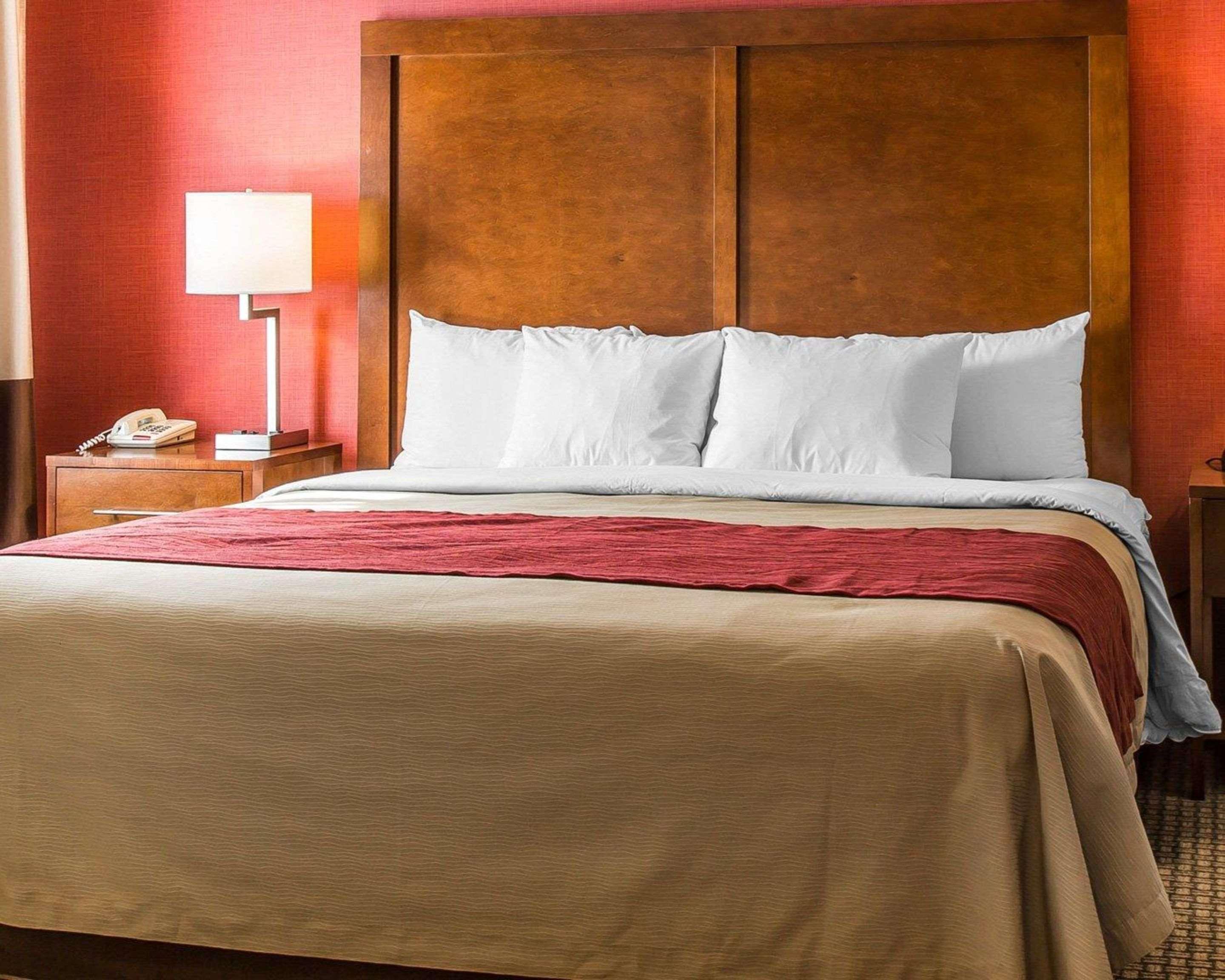 Comfort Inn Бостон Экстерьер фото
