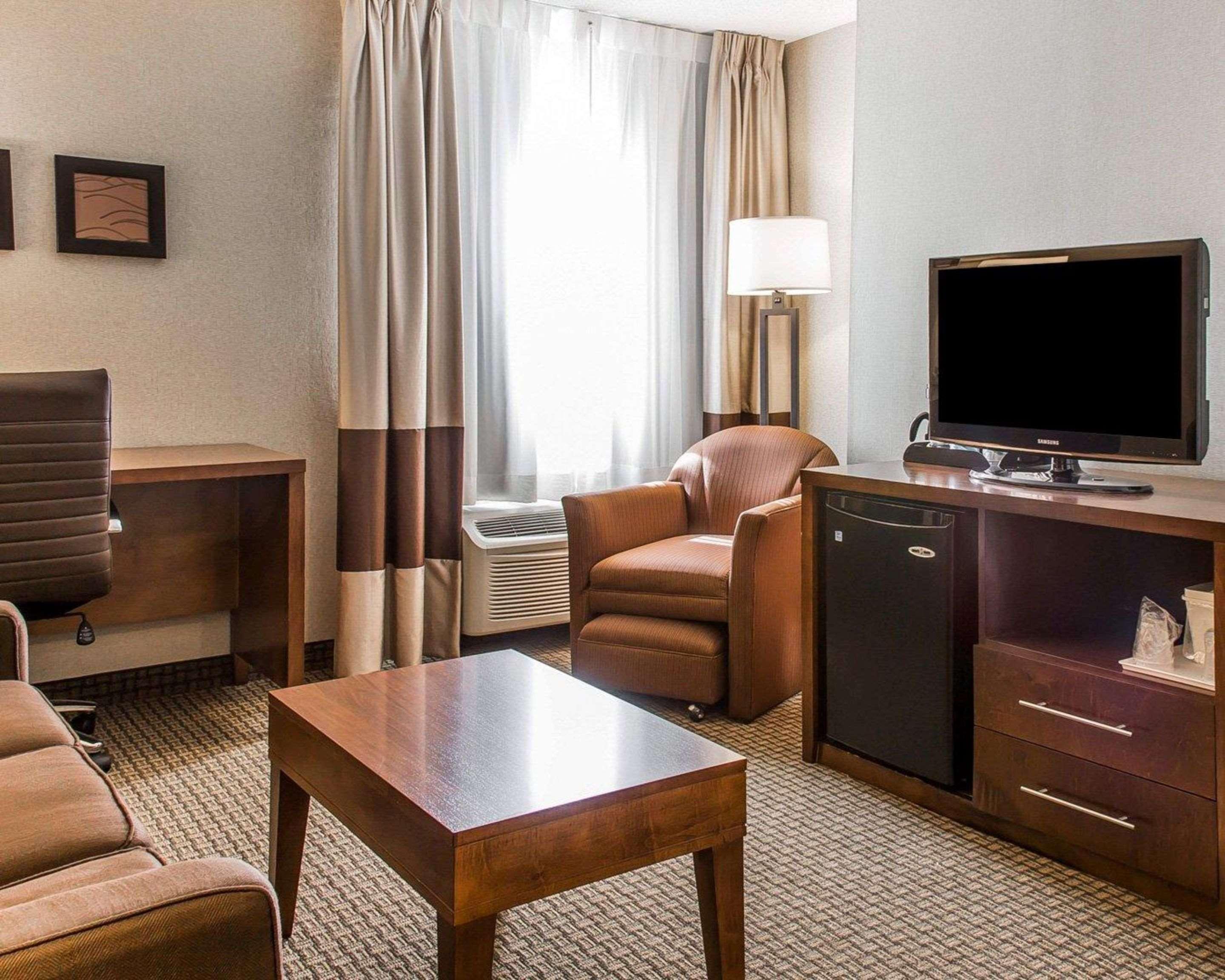 Comfort Inn Бостон Экстерьер фото