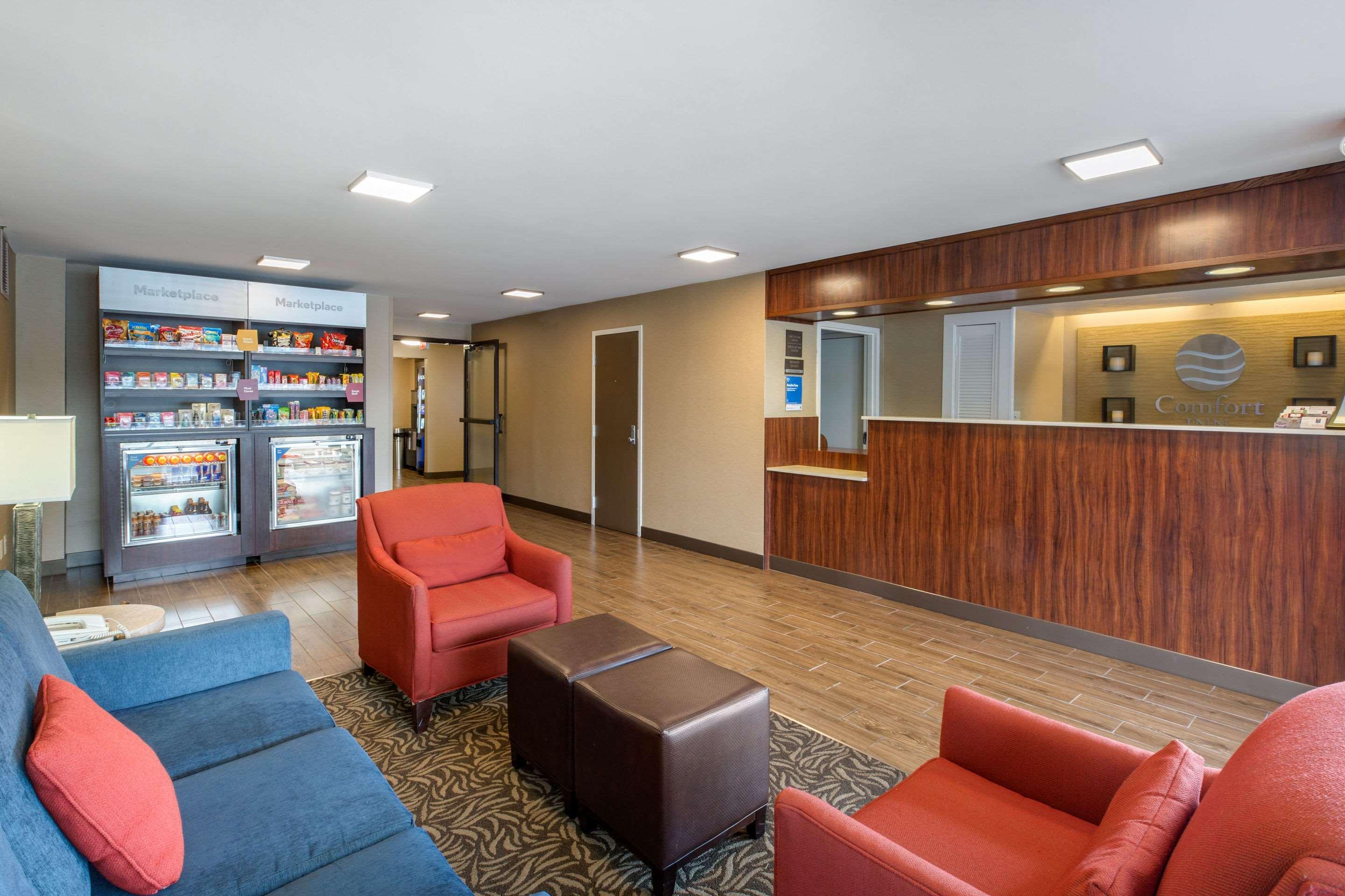 Comfort Inn Бостон Экстерьер фото