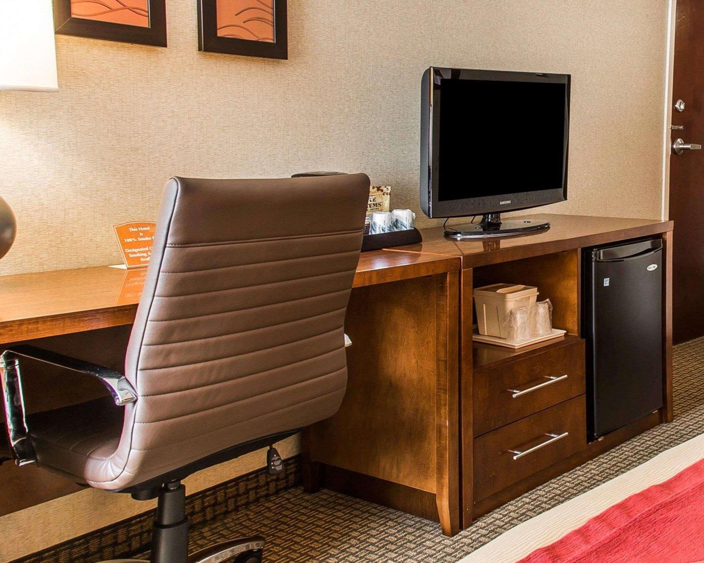 Comfort Inn Бостон Экстерьер фото